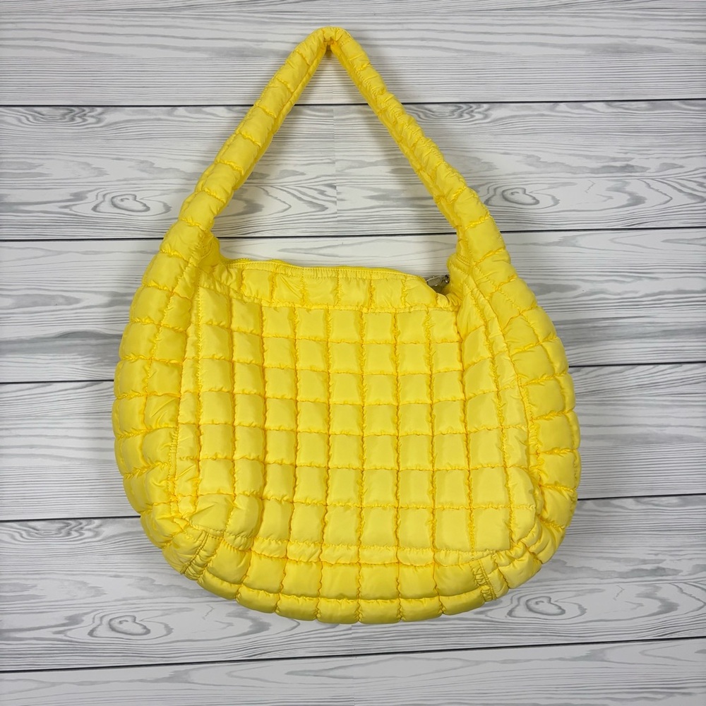 Free People FP Movement Quilted Carryall Bag Sour Citrus NWT - Picture 9 of 13